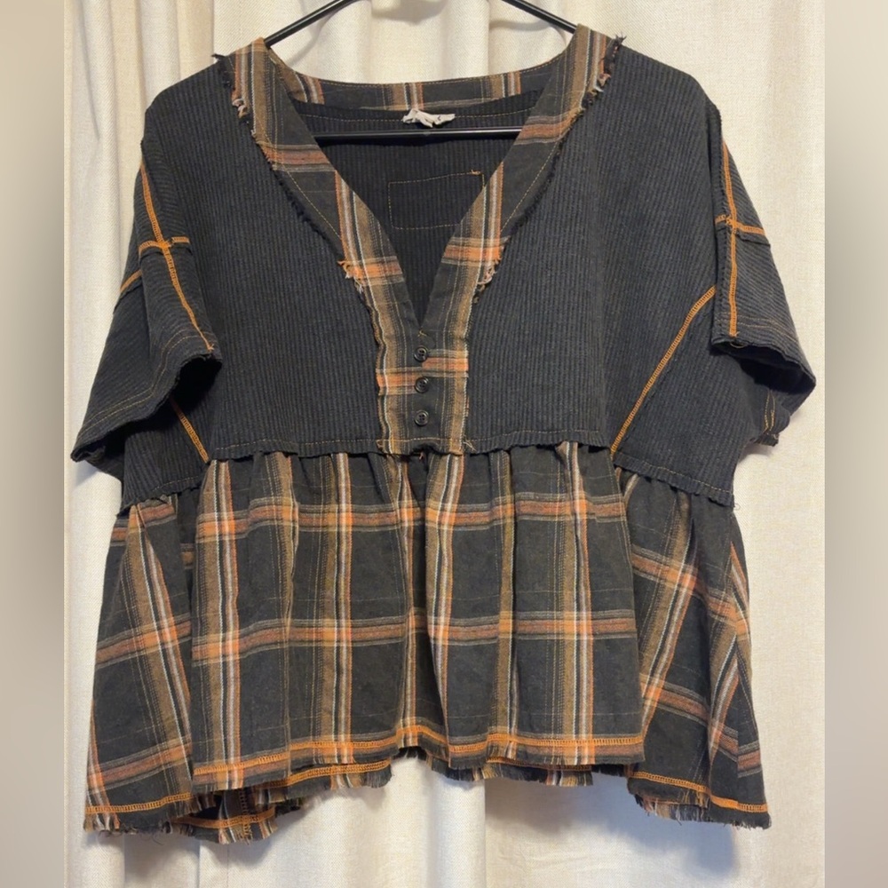 POL Black and Orange Knitwear